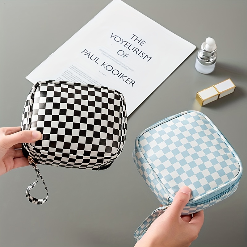 White on sale checkered purse