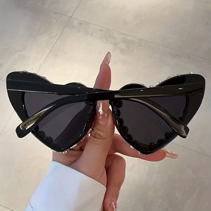 Y2K Rhinestone Heart Sunglasses UV400