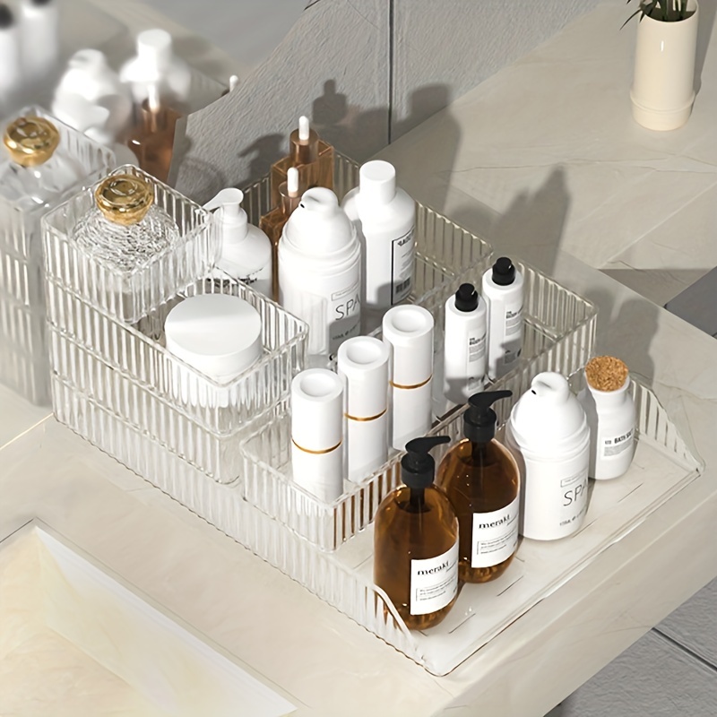 Transparent Cosmetic Storage Box with Shelf