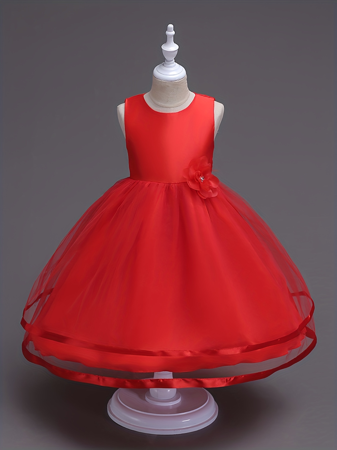 Girls Sleeveless Mesh Princess Dress With Flower Decor