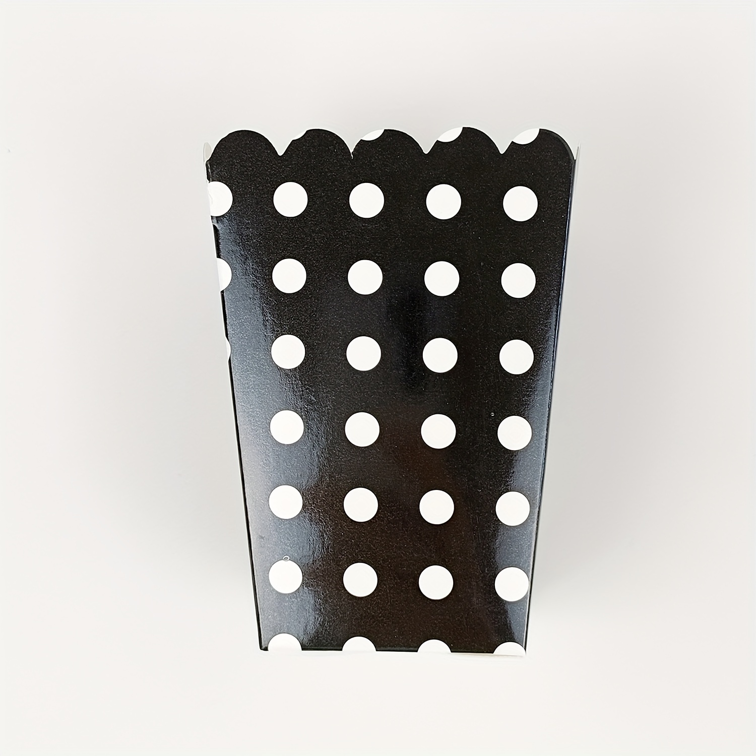 Pink & Blue Polka Dot White Paper Cups - 8 Ct.