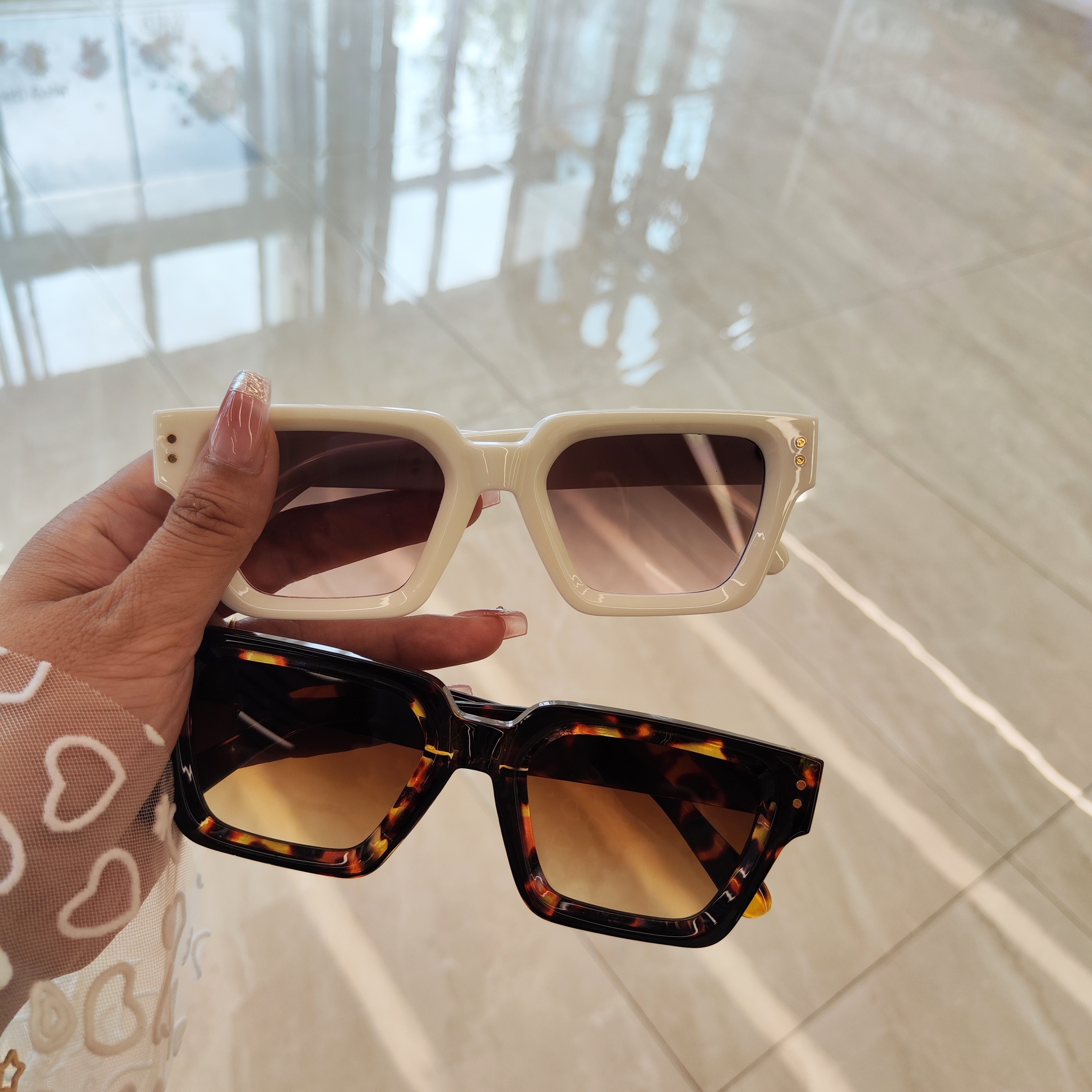 Square Fashion Sunglasses Women Retro Summer Outdoor Shades