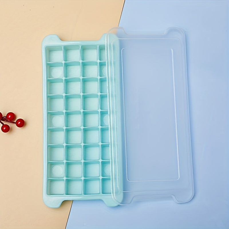 Super large silicone ice tray with lid