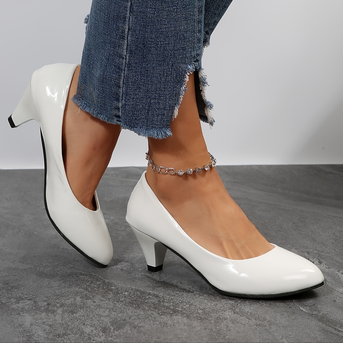 White court shop shoes low heel