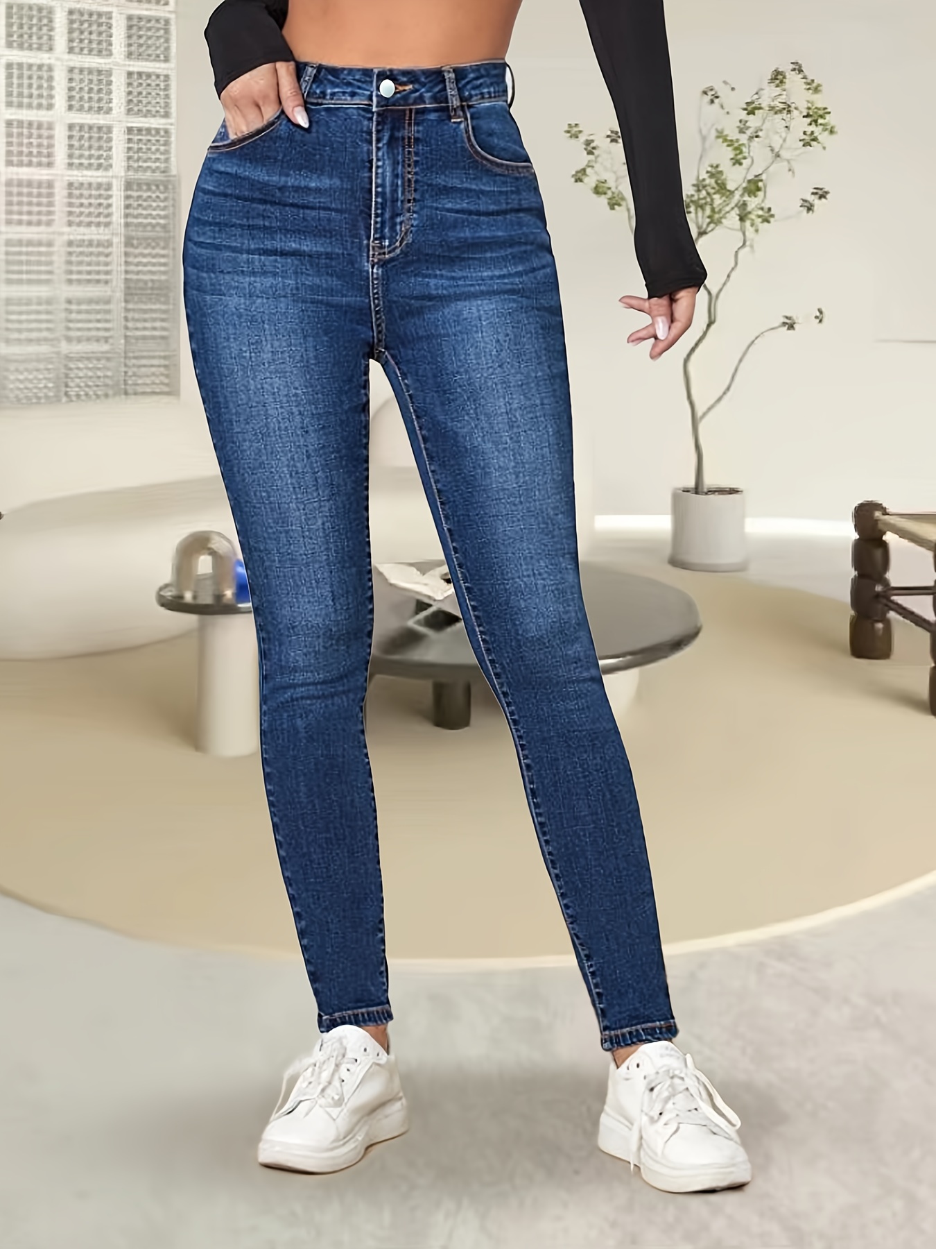 Women's Stone Wash Standard Jeans