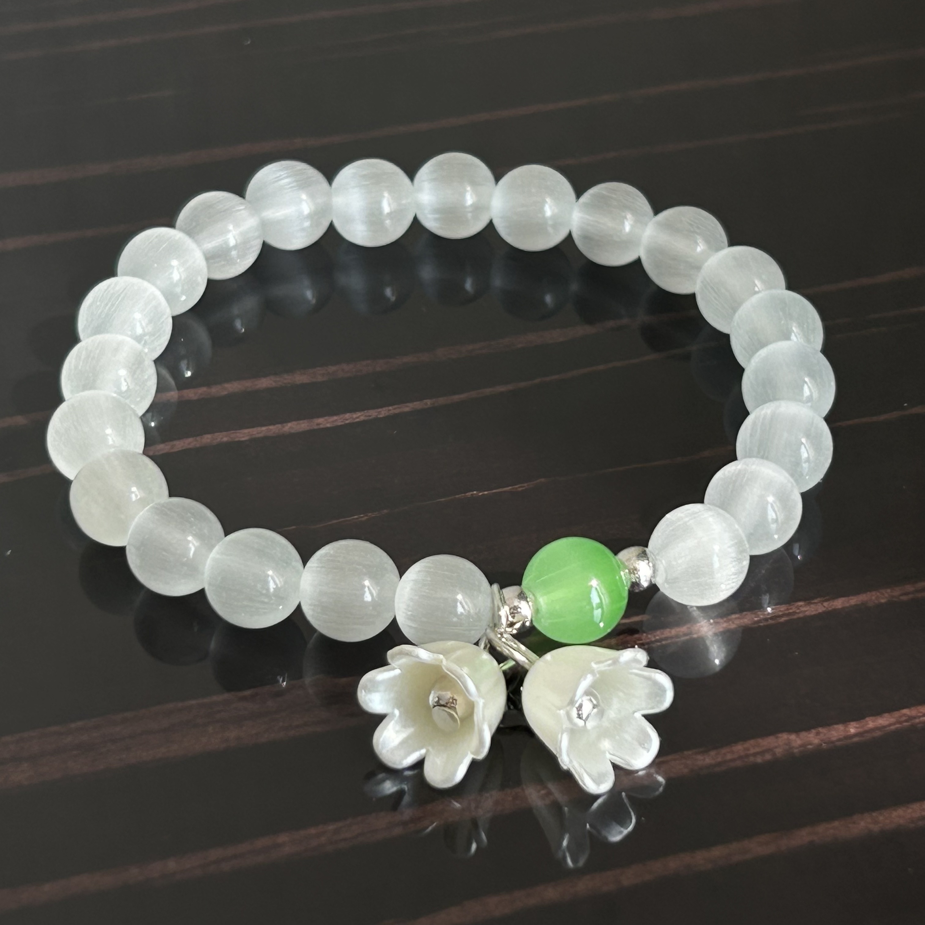 Stunning Mother of Pearl Bracelet