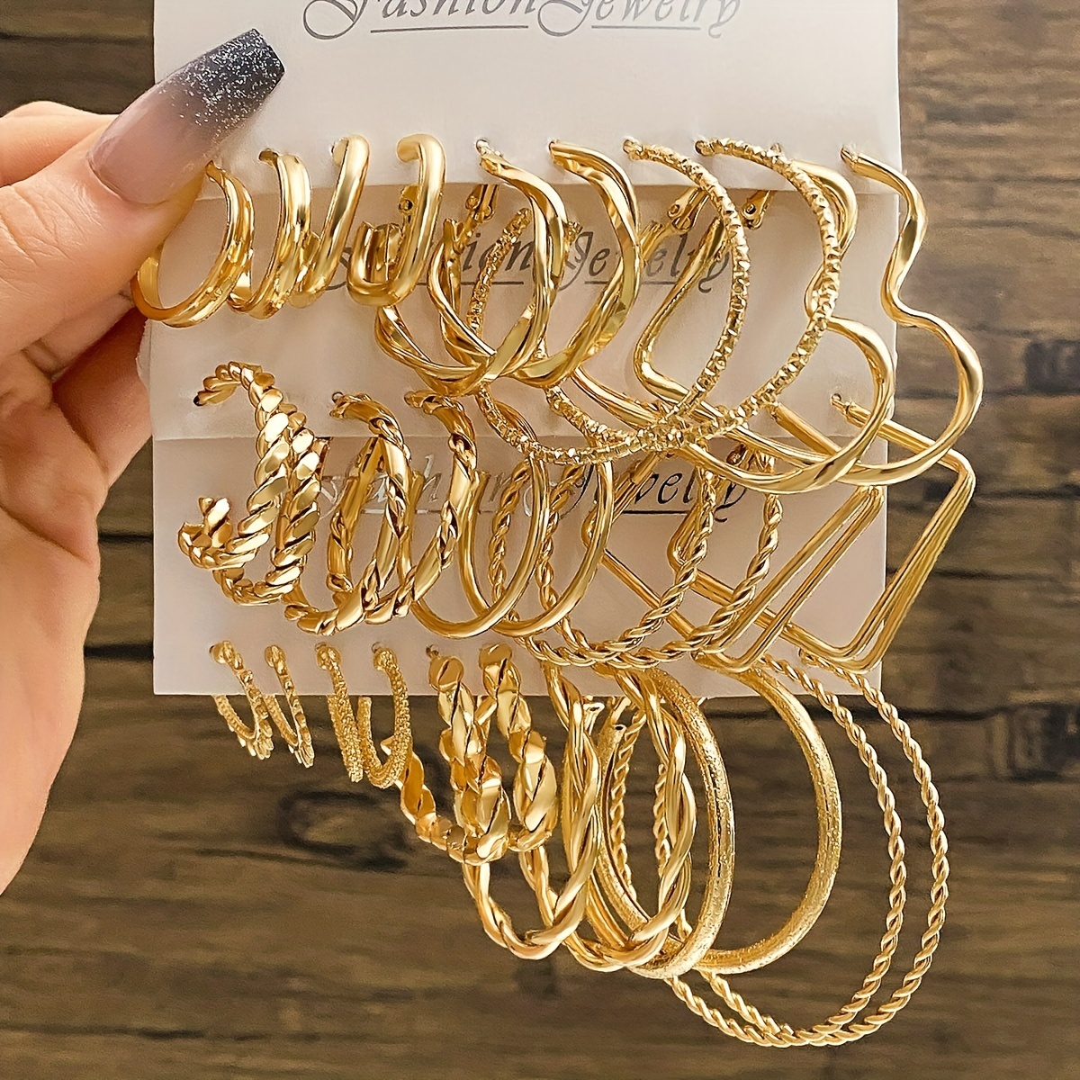

16 Pairs Set Of Hoop Earrings Twisted Love Heart Geometric Square Design Alloy Jewelry Elegant Simple Style Big Set Gift For Women