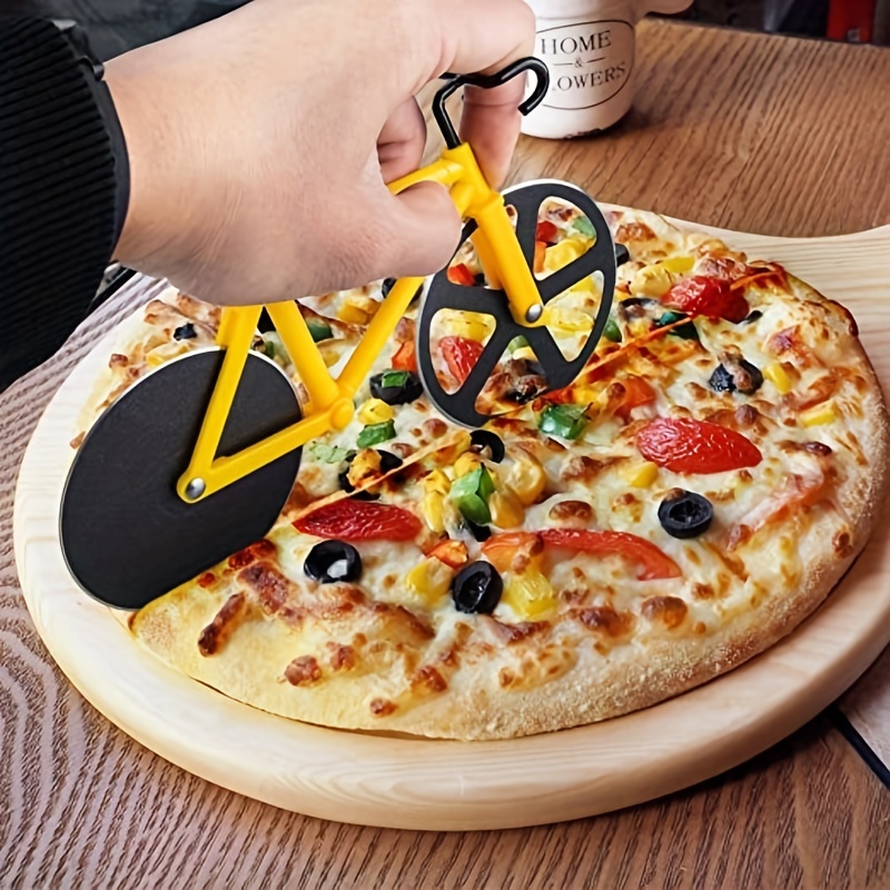 Bicycle Pizza Cutter Wheel Gifts for Cyclists Men Housewarming