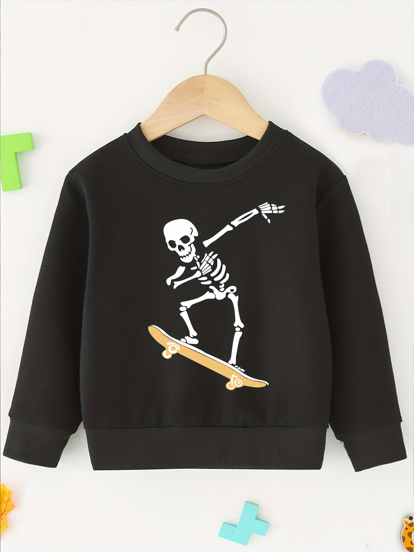 Skeleton skateboarding online sweatshirt