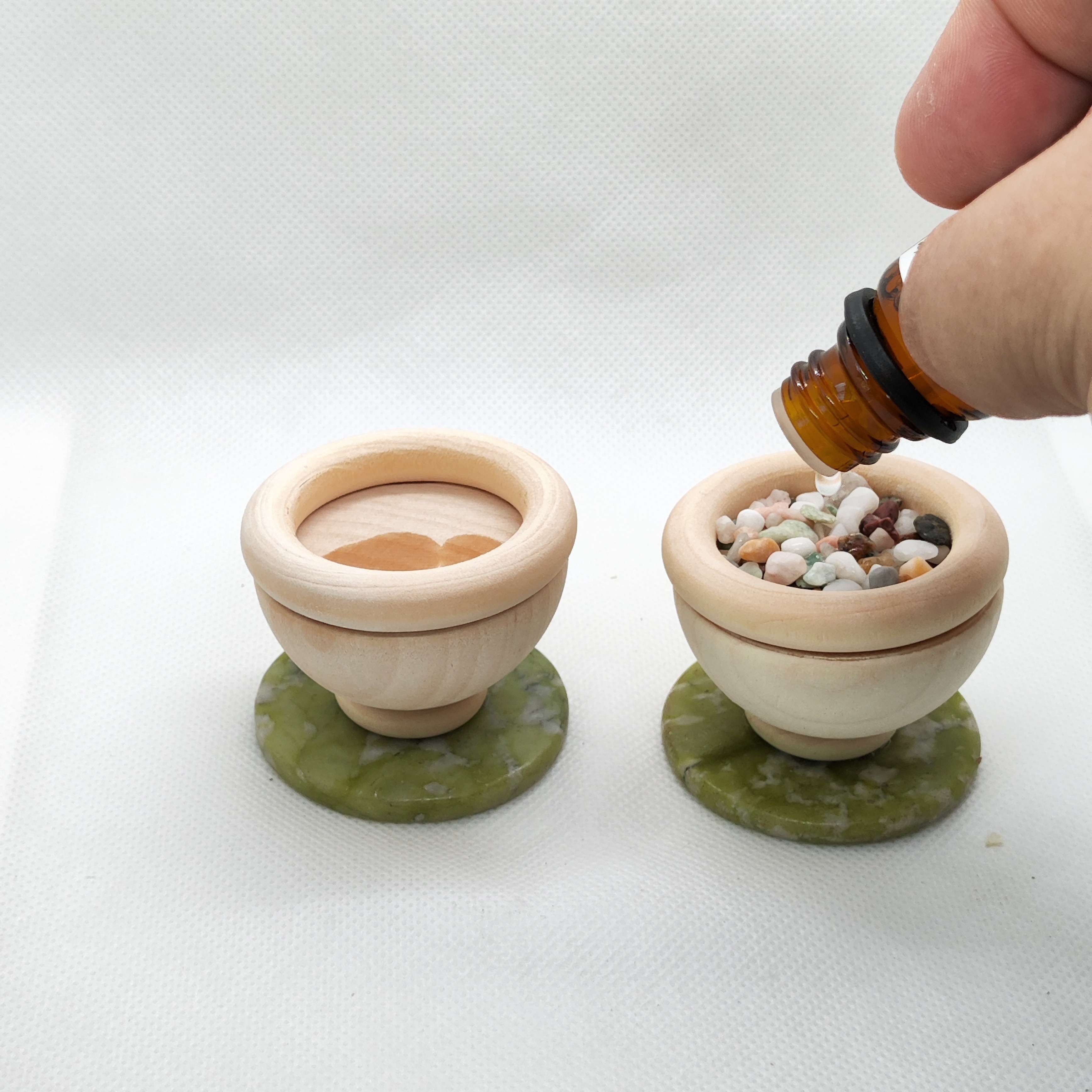 2x Keramik-Diffusor für ätherische Öle - Mini-Stein für Auto & Skulptur