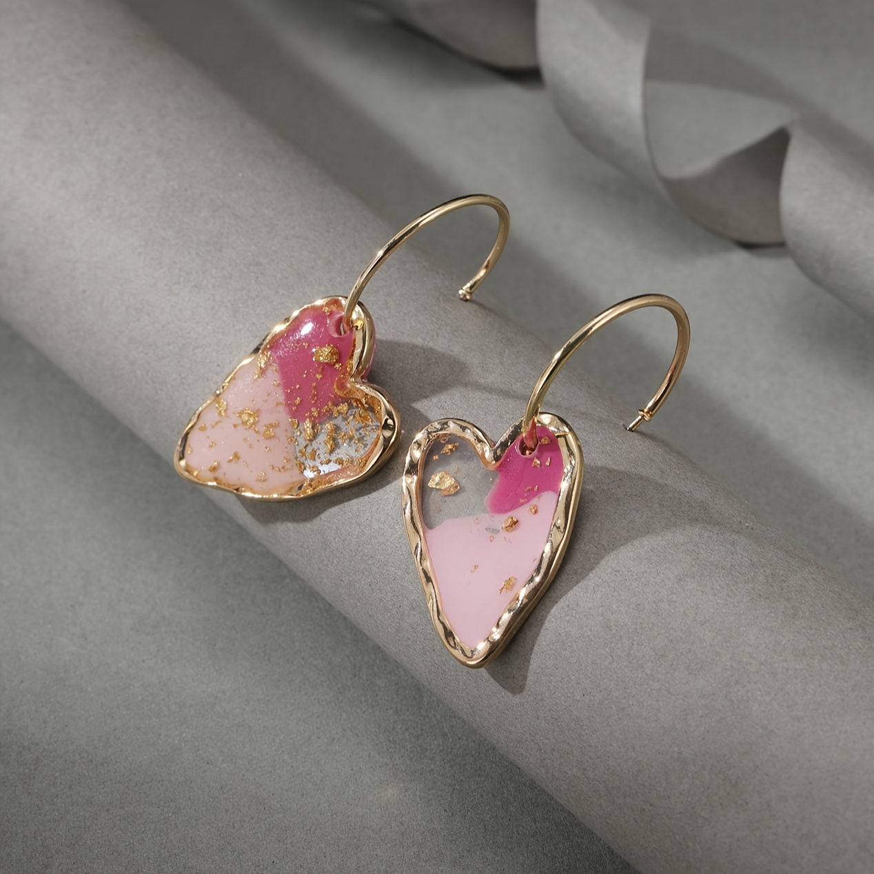 

Resin Love Heart Pendant Hoop Earrings, 18k Gold Plated Ear Jewelry, Sweet Style Earrings For Women Valentine's Day Gifts