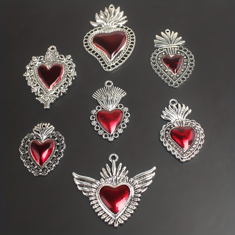 

7pcs Mixed Silver Plated Gothic Style Sacred Heart Alloy Pendant Set Diy Earrings Necklace Jewelry Crafts Making