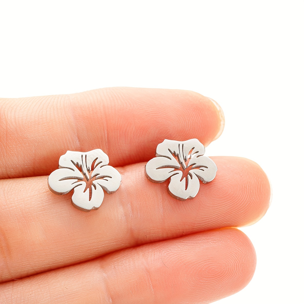 

1 Pair Elegant Stainless Steel Flower Stud Earrings - Korean Style With Spray Paint , Ideal For Parties & Birthday Gifts, Quirky Earrings