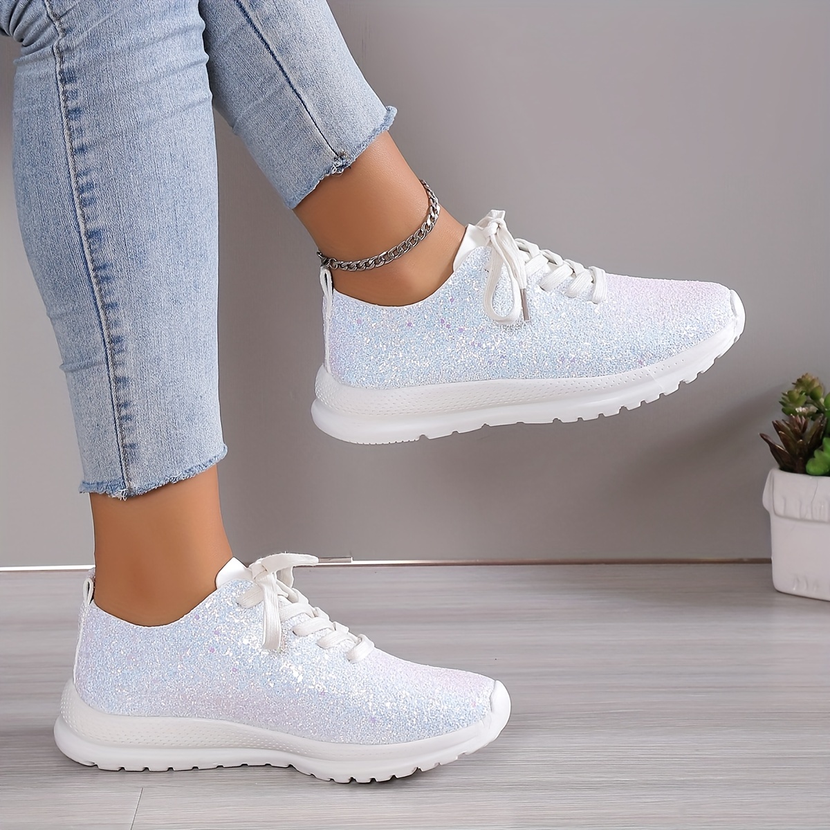 Sequins Decor Glitter Casual Walking Shoes Lightweight Lace Up Running Shoes