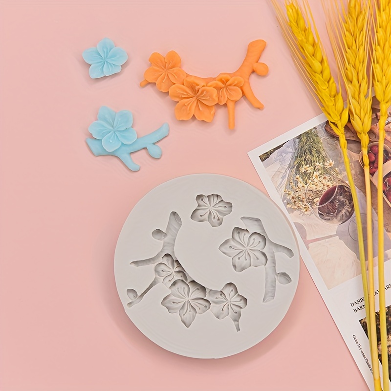 Christmas Snowflake Silicone Mold, 3d Fondant Mold For Diy Pudding  Chocolate Candy Desserts Gummy Handmade Soap Aromatherapy Candle Plaster  Polymer Clay Ice Cube, Bakeware, Cake Decorating Supplies, Baking Supplies,  Kitchen Items 