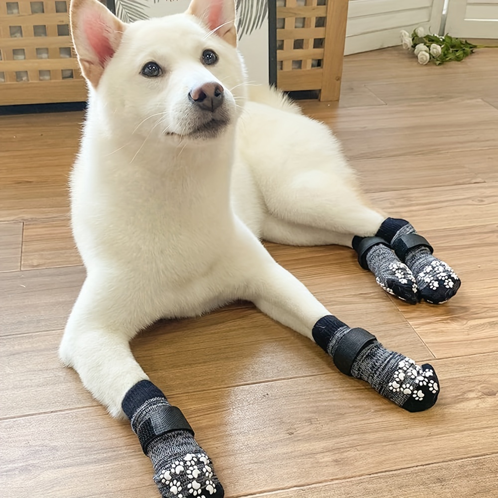 24 calcetines antideslizantes para perros pequeños y medianos, con agarre  para cachorros, protectores de patas, calcetines de control de tracción en