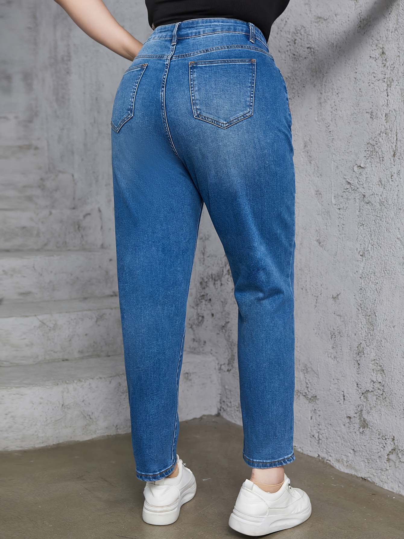 Jeans de mezclilla informales de talla * jeans acampanados lavados con  ribete de flecos con botones de tiro alto para mujer