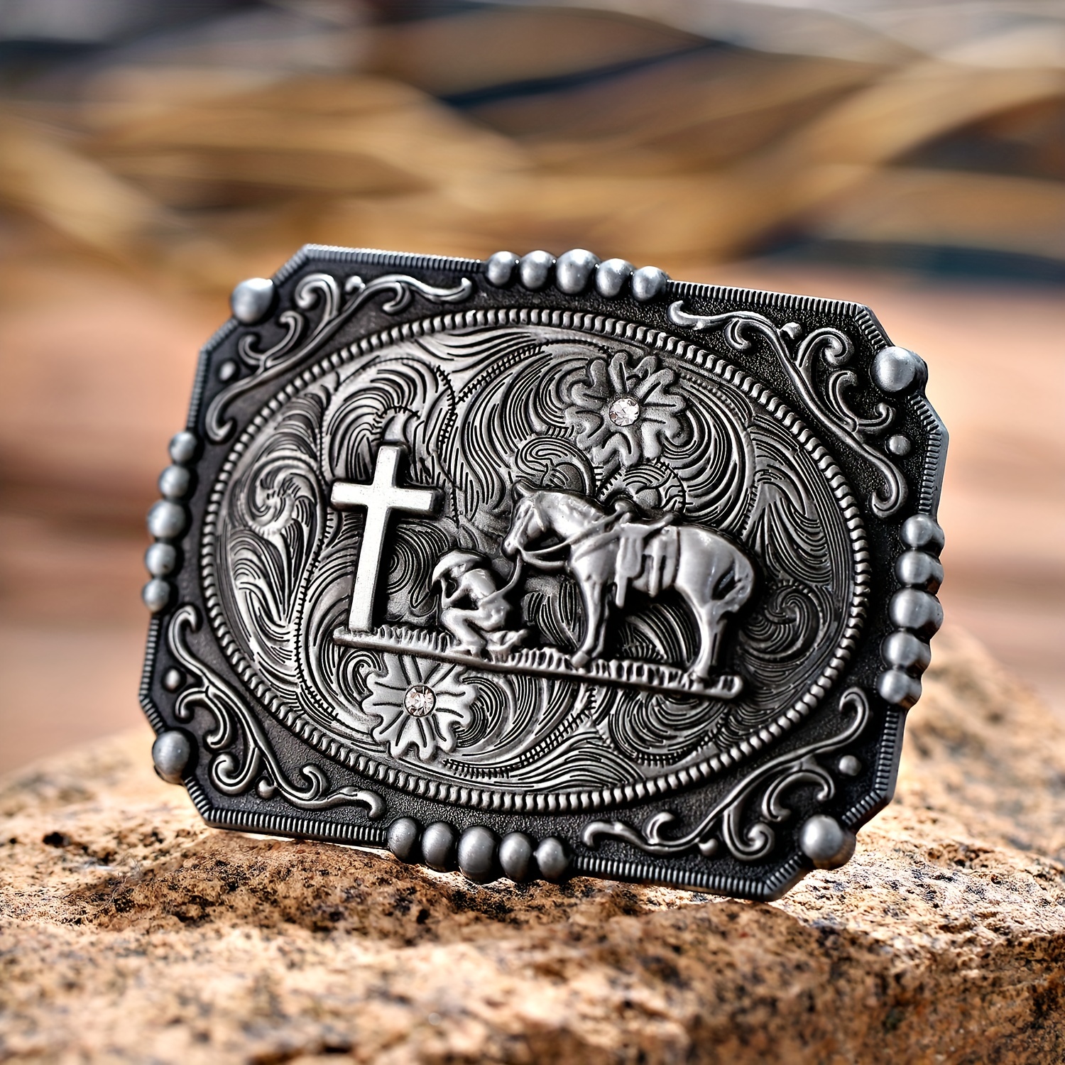 Vintage Western Cowboy Belt Buckle with Cross and Horse Design - Stylish  and Unique Fashion Accessory