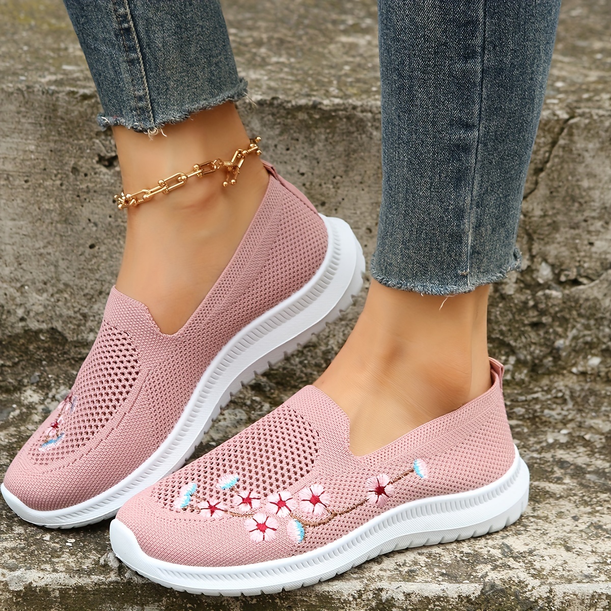 Women's Mesh Slip On Sneakers Floral Embroidered Lightweight Shoes