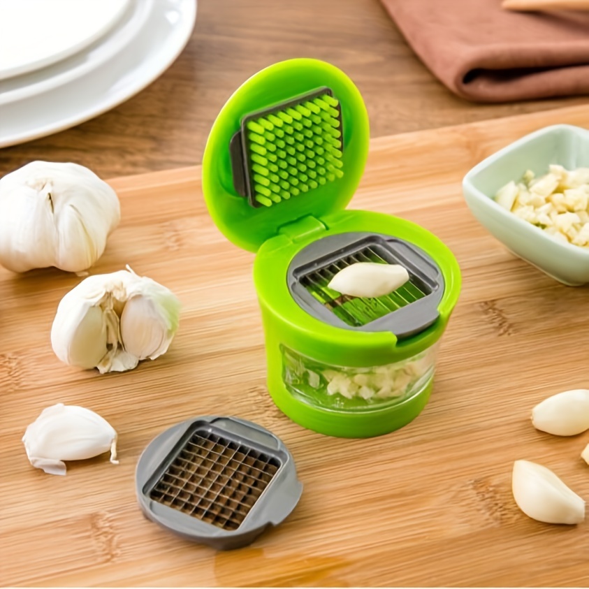 1pc Kitchen Manual Garlic/ginger/onion Press Chopper Cutter