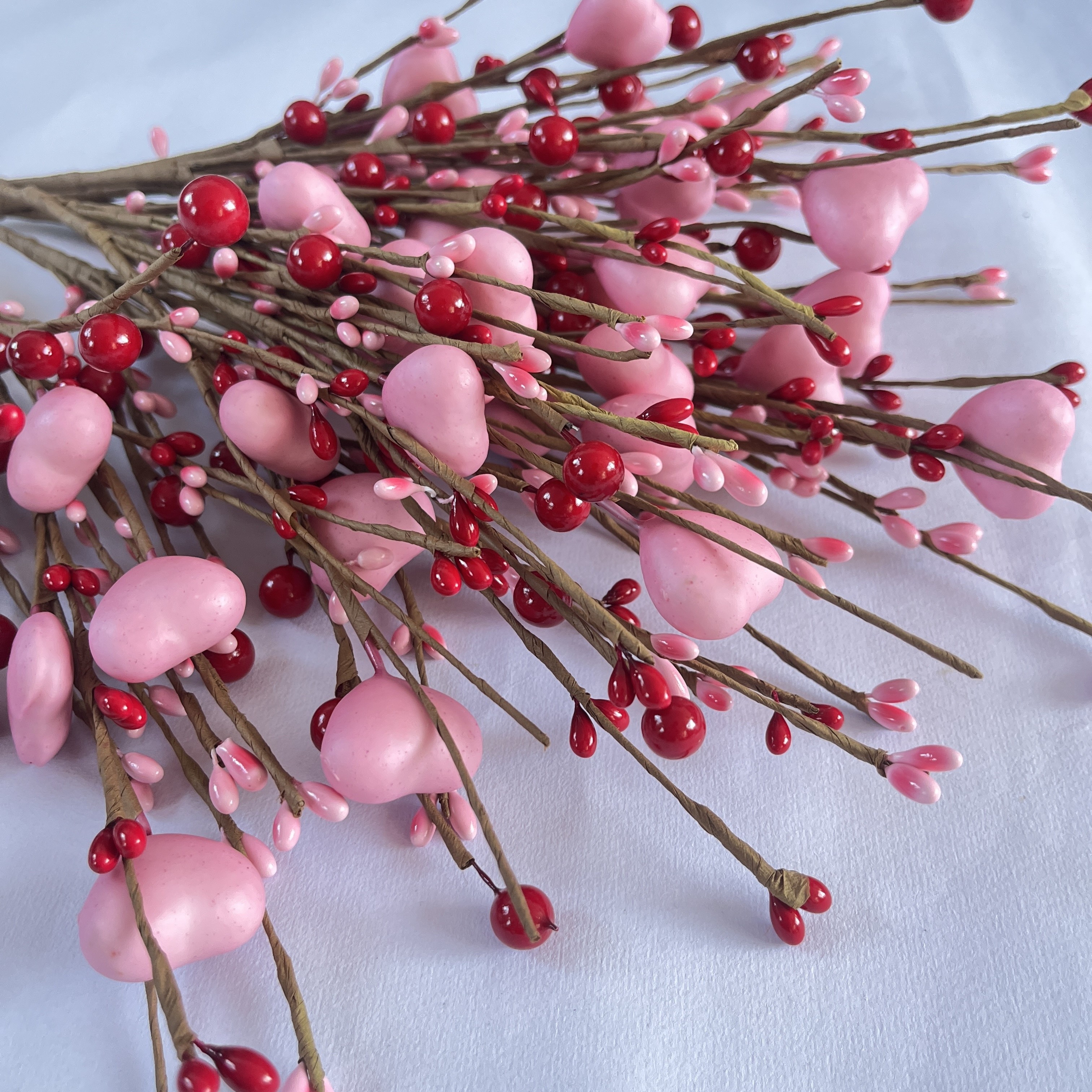 Artificial Red Berry Flower Stems Heart Shaped Berry Picks - Temu