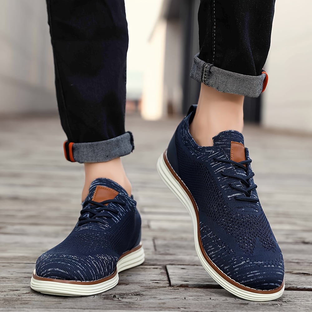 Men's Lightweight Sneakers - Athletic Shoes - Breathable Lace-ups