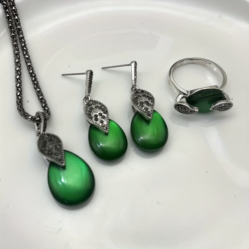 Green gem hot sale drop earrings