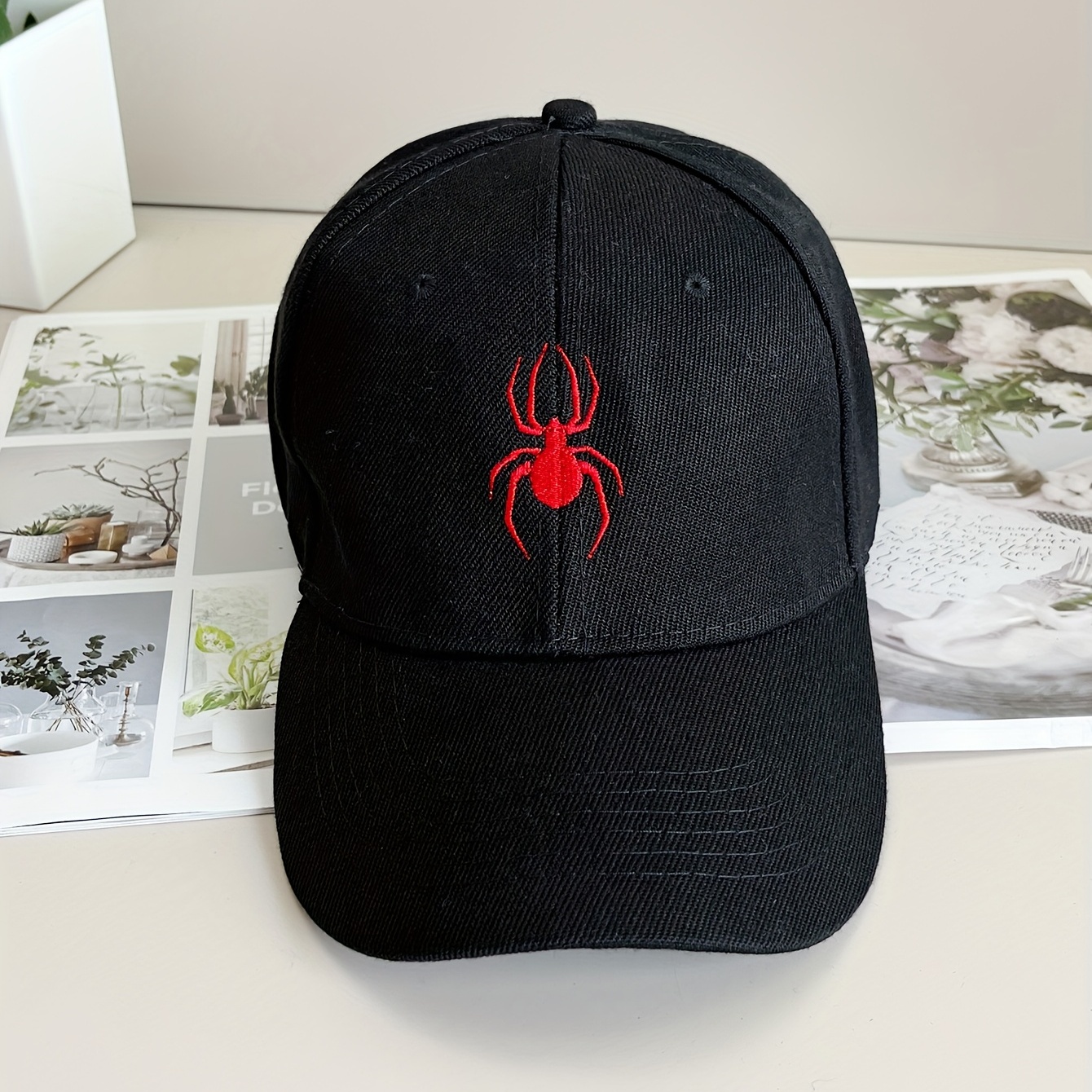 

Red Spider Embroidery Baseball Black Hip Hop Adjustable Dad Hats Lightweight Golf Sun Hats For Women & Men