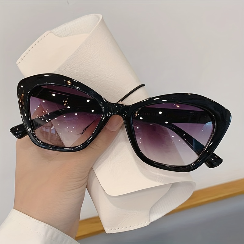 Retro Tortoiseshell Cat Eye Sunglasses UV400 Sun Shades