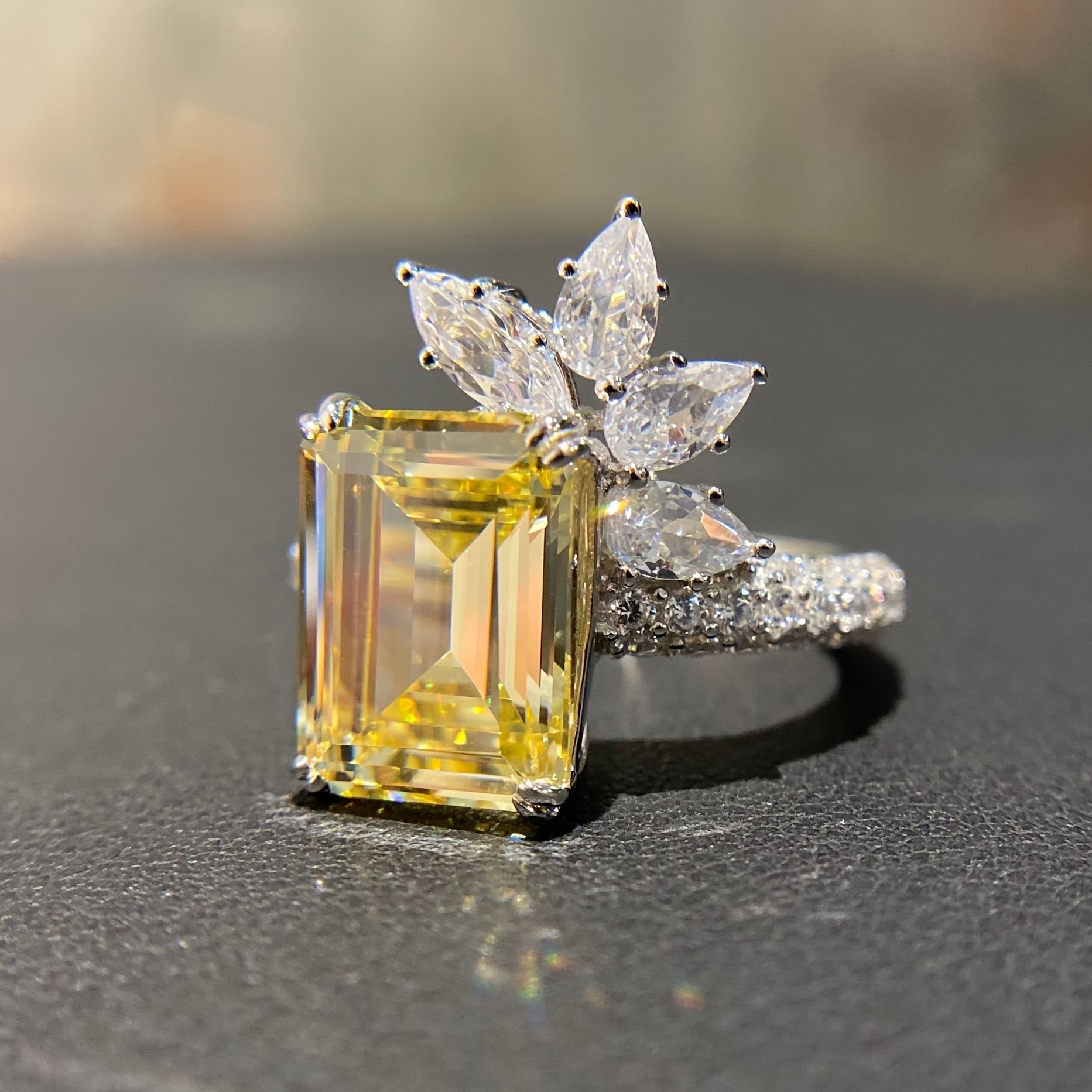 Yellow Square Zircon Ring, Glitter Finger Ring