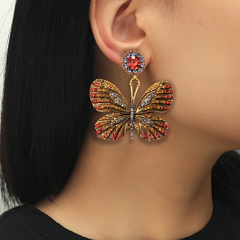 Pendientes largos con diseño de borla de mariposa, hierro chapado en oro de  14K, joyería elegante de estilo punk para mujeres