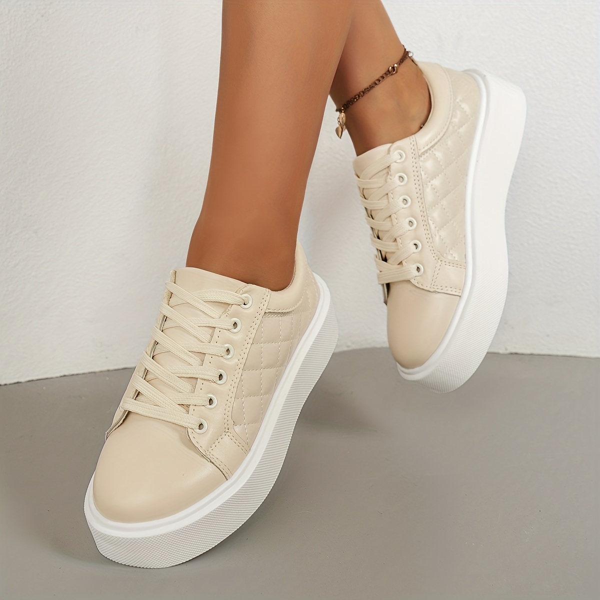 Women's Quilted Platform Sneakers Lace Up Shoes