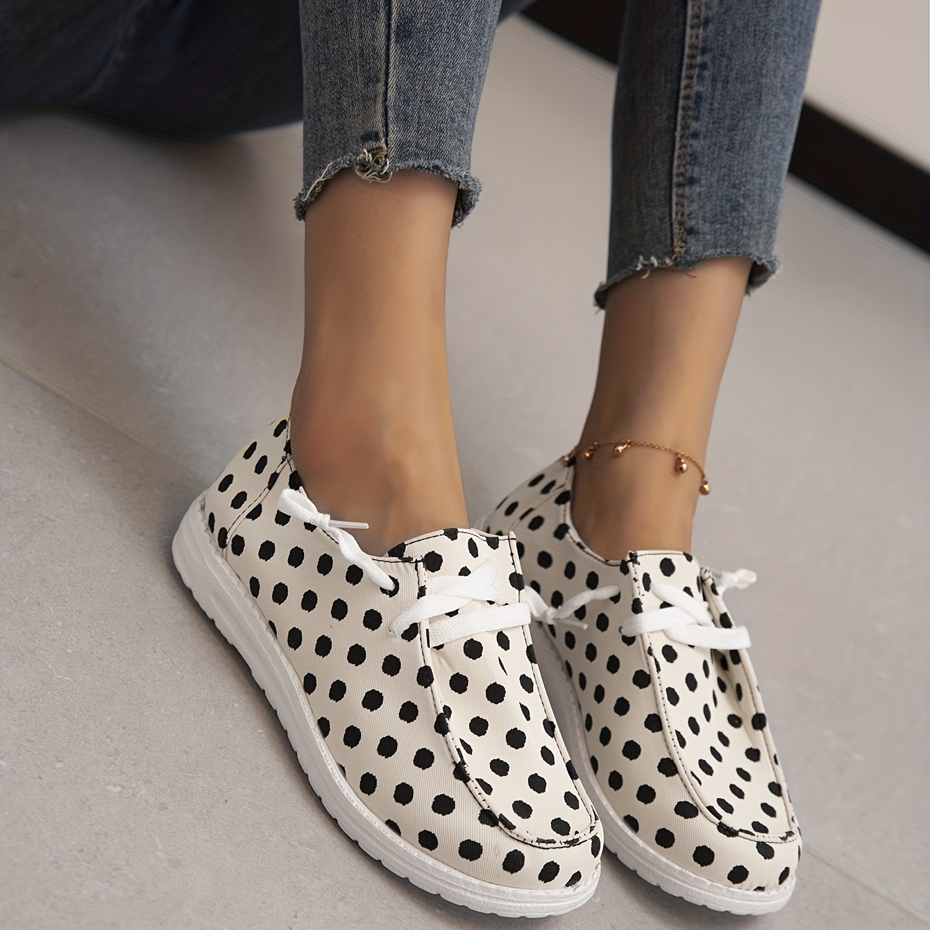 Women's Flat Canvas Shoes, Star Patter & Polka Dot Low Top Sneakers, Casual  Walking Shoes