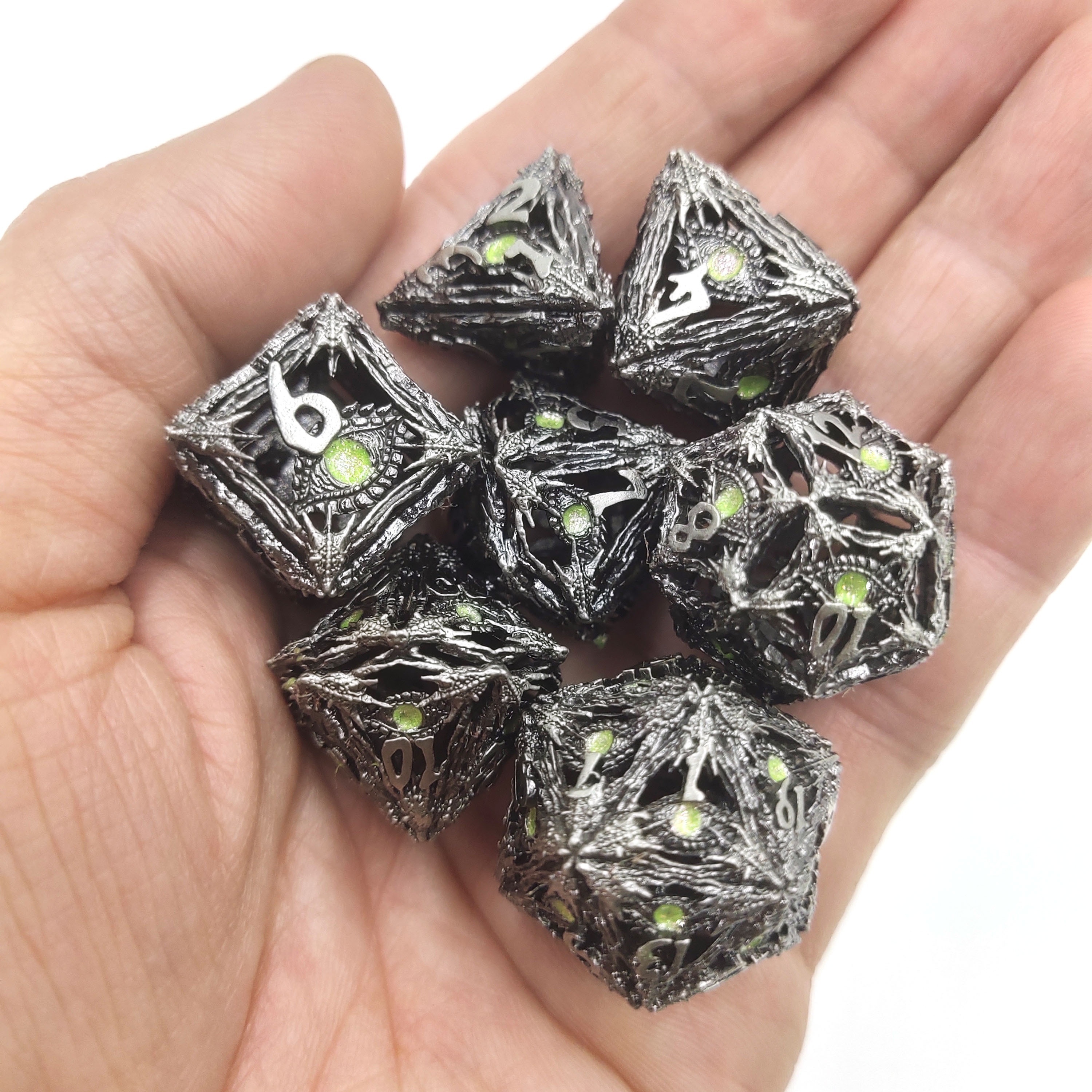 7pcs/set Dadi In Metallo, Dadi Gioco Poliedrici, Dadi Gioco Ruolo Rpg -  Adatti A I Tipi Giochi Tavolo - Regali Natale E Halloween - Sport E Tempo  Libero - Temu Italy