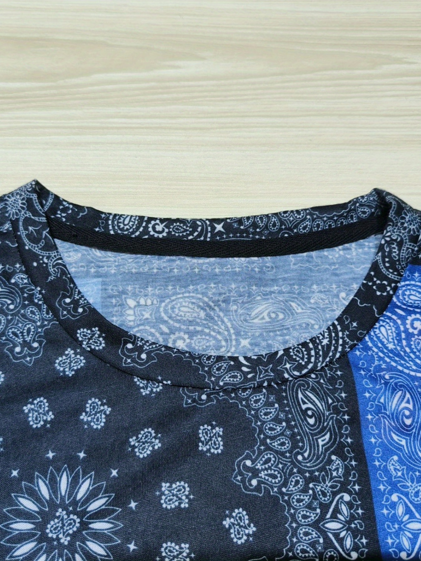 T-shirt with bandana print - Multi-color