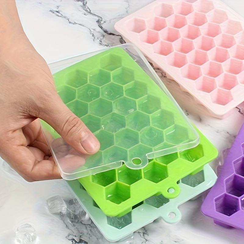 Hariumiu Kitchen 18 Cells Ice Cube Tray with Removable Lid - Heart, Star, Moon Shape Silicone Mold for Fancy Drinks, Cocktails & Desserts, Size: As