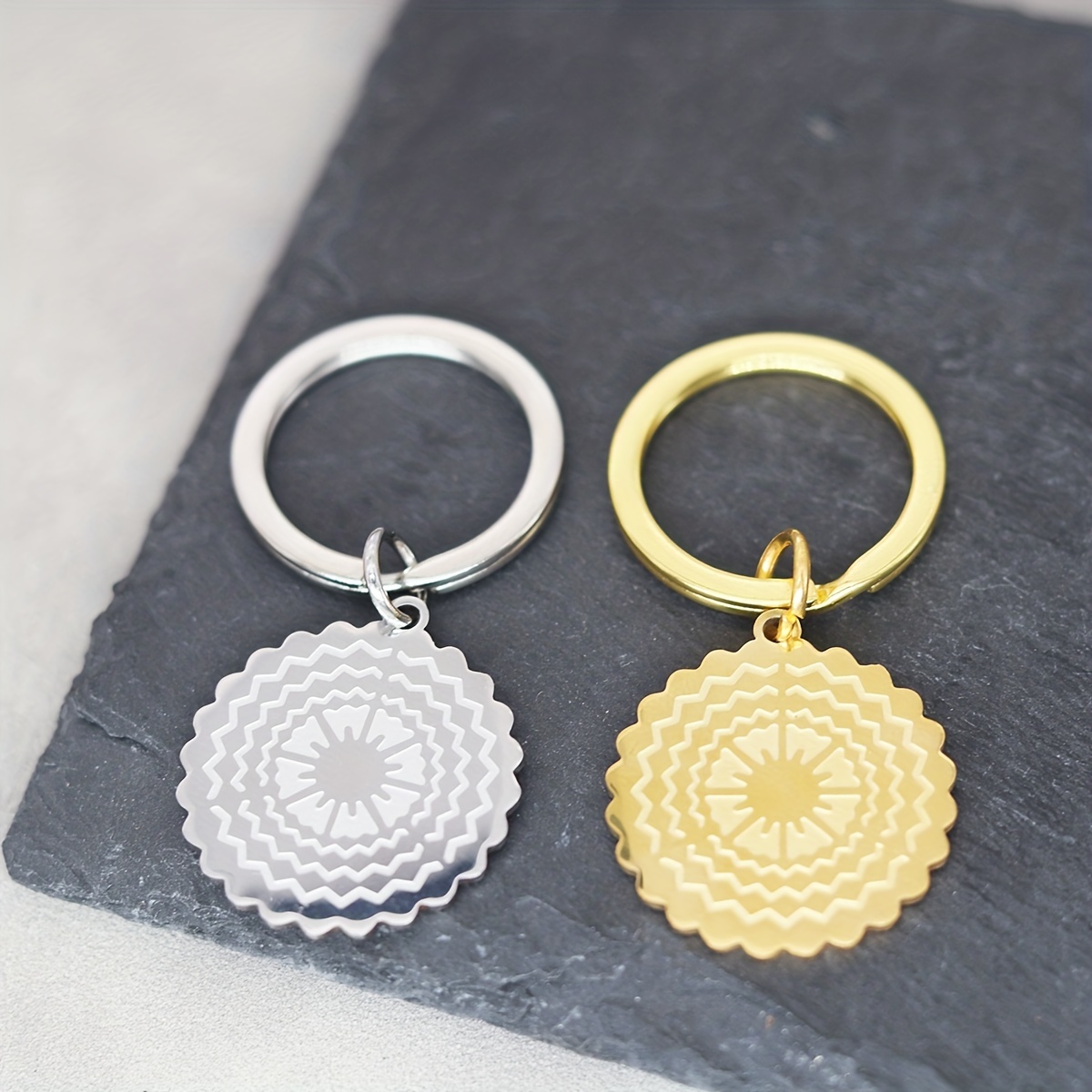 Stainless Steel Engraved Sun Disk Sunshine Pendants Keychain For