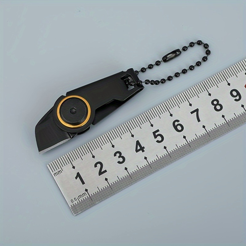 Mini Tape Measure - Functional Tool Keychain