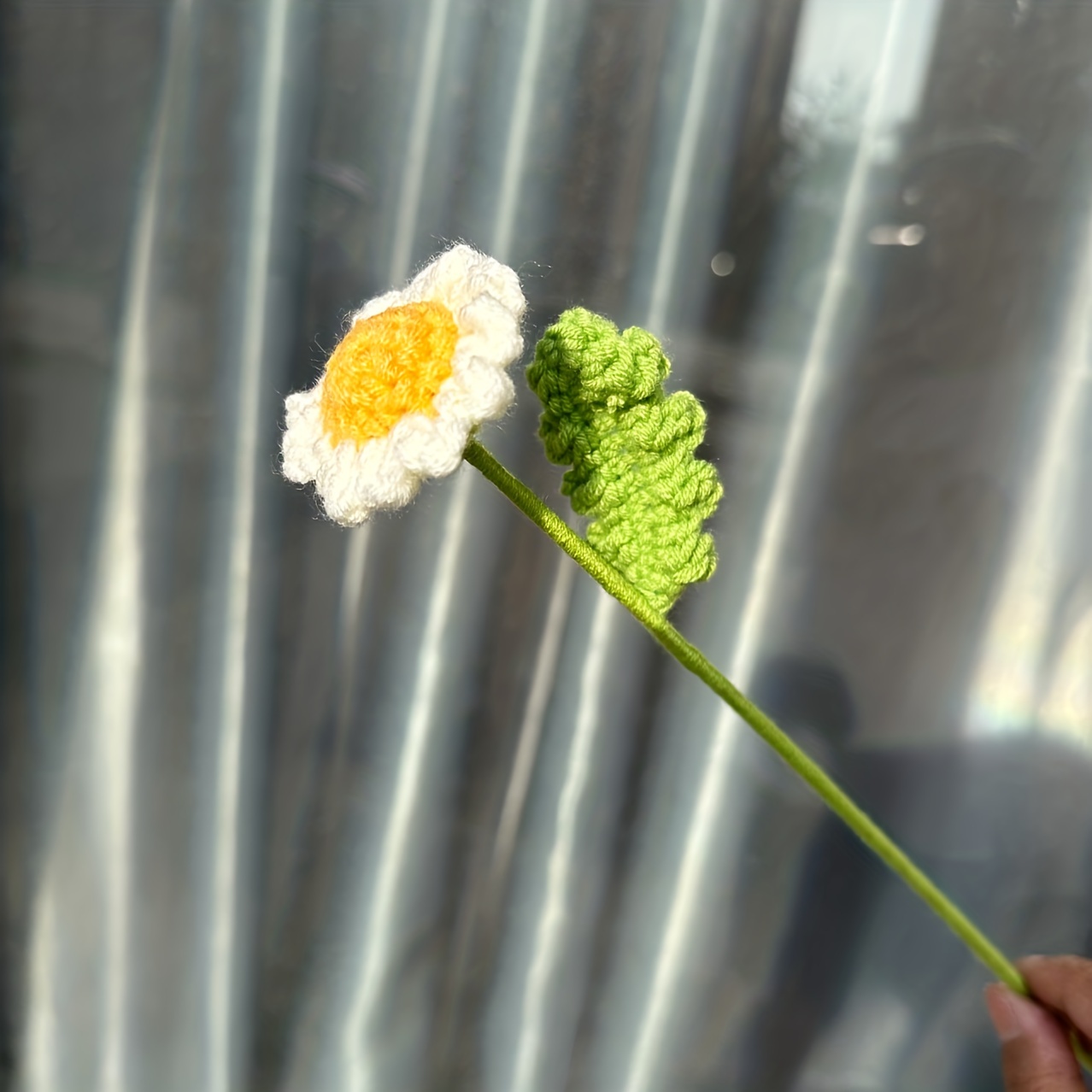 Small Daisy Crocheted Bouquets With Wool Flowers Are Novel And Lovely Knitted Flowers As Holiday Gifts
