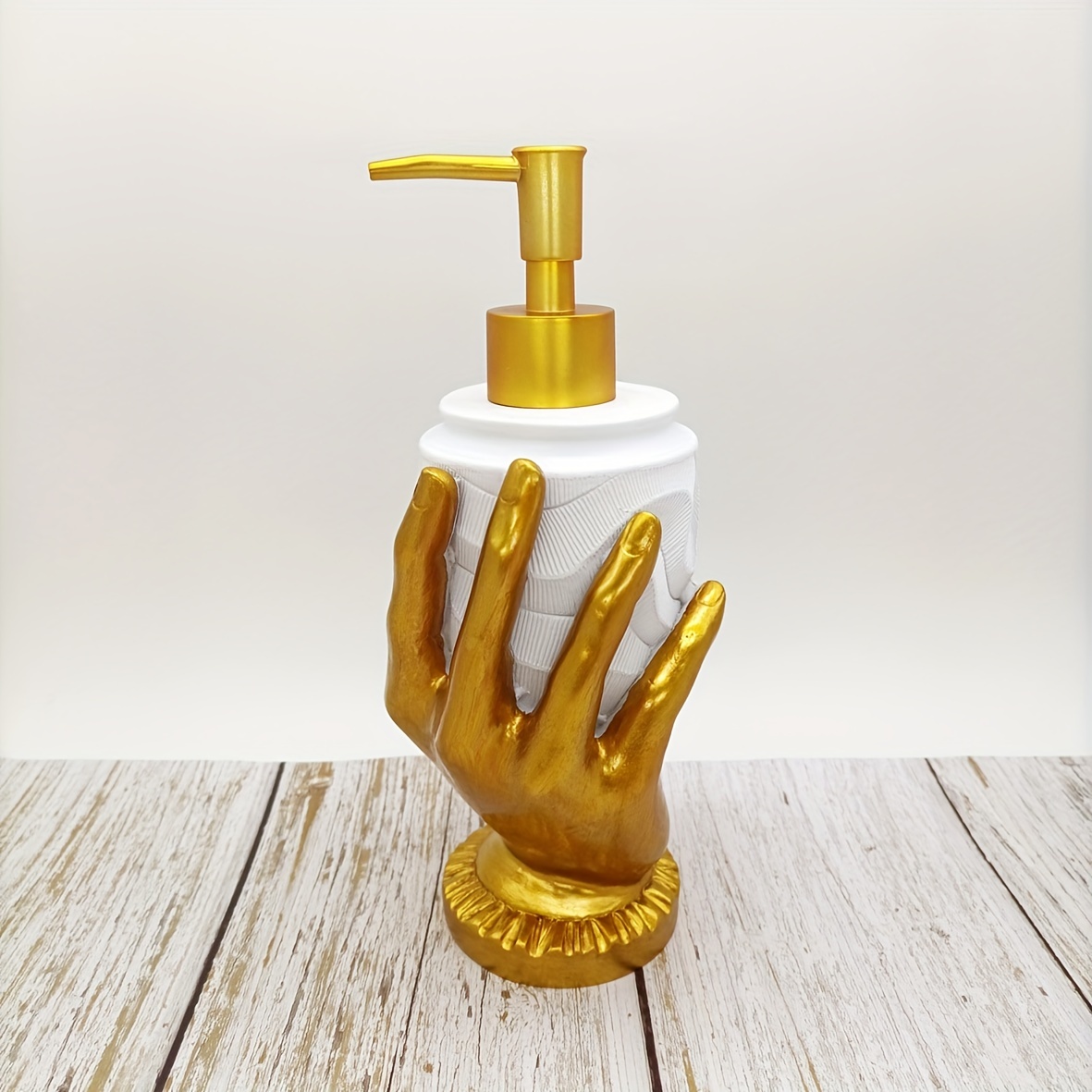 Luxury liquid store soap dispenser