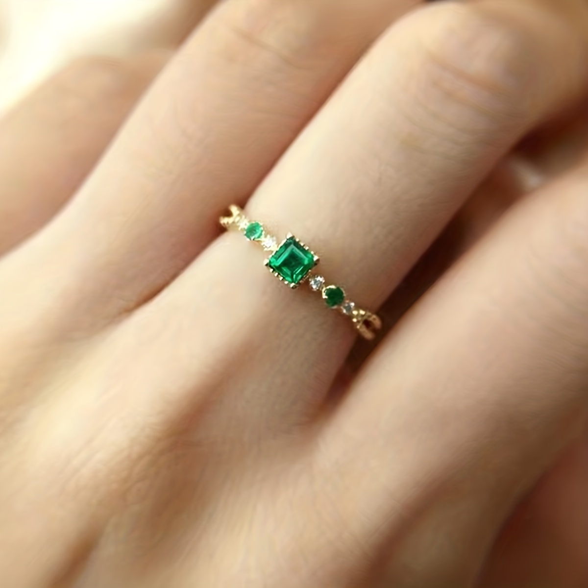 Vintage Zirconia Inlaid Ring - Dainty Birthday Gift