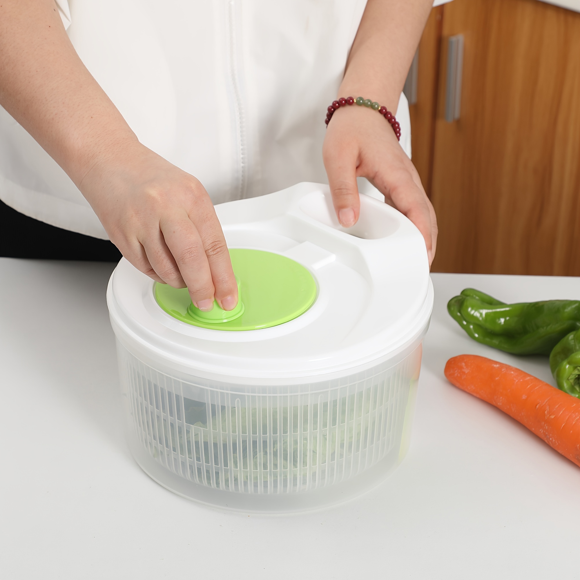 Salad Spinner Large Multifunction 4.5 Quart Design BPA Free，Manual Fruit  Vegetables Dehydrator Dryer， Cleaner Basket