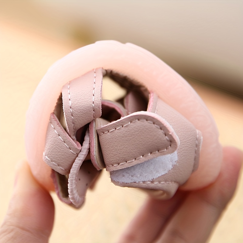 Sandales bébé fille avec décor lapin nœud papillon fermeture