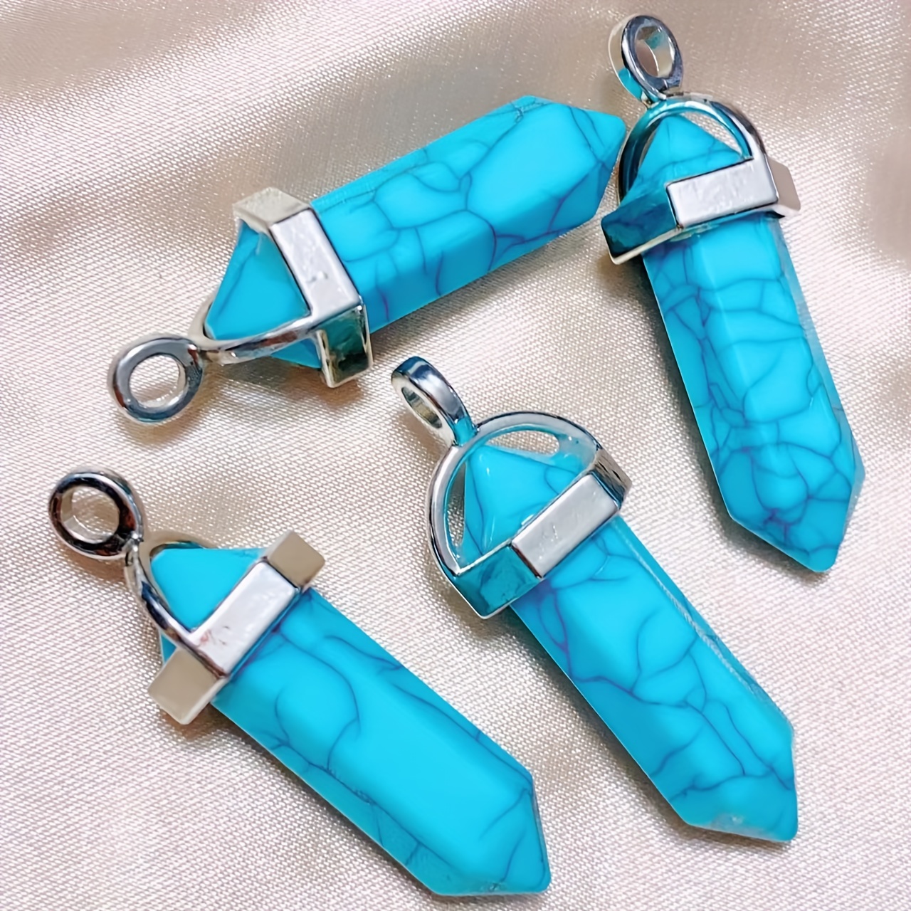 2pcs Turquoise Bullet Shape Pendant Set