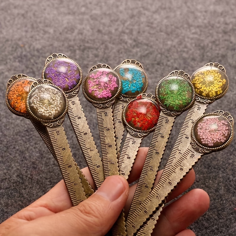 

1pc Vintage Dry Flower Metal Bookmark Eternal Flower Dry Flower Multi-functional Ruler Bookmark Classical Bookmark Multi-functional Bookmark