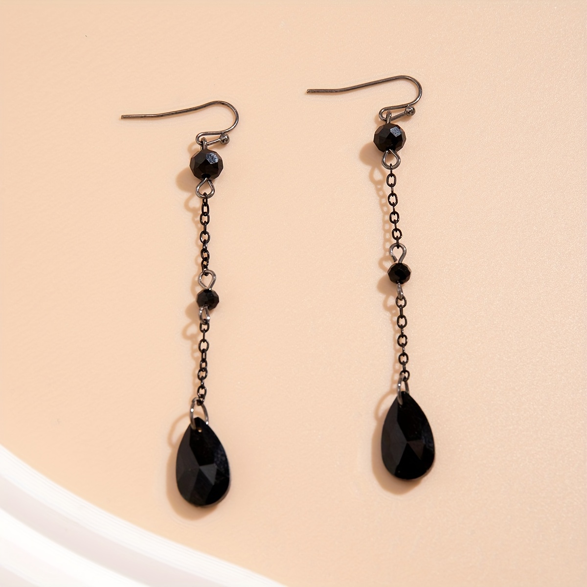 Image of Pair Of Black Artificial Drop Pendant Earrings, Dark Gothic Style, Suitable For Halloween, Christmas Dance Party Or Daily Wear