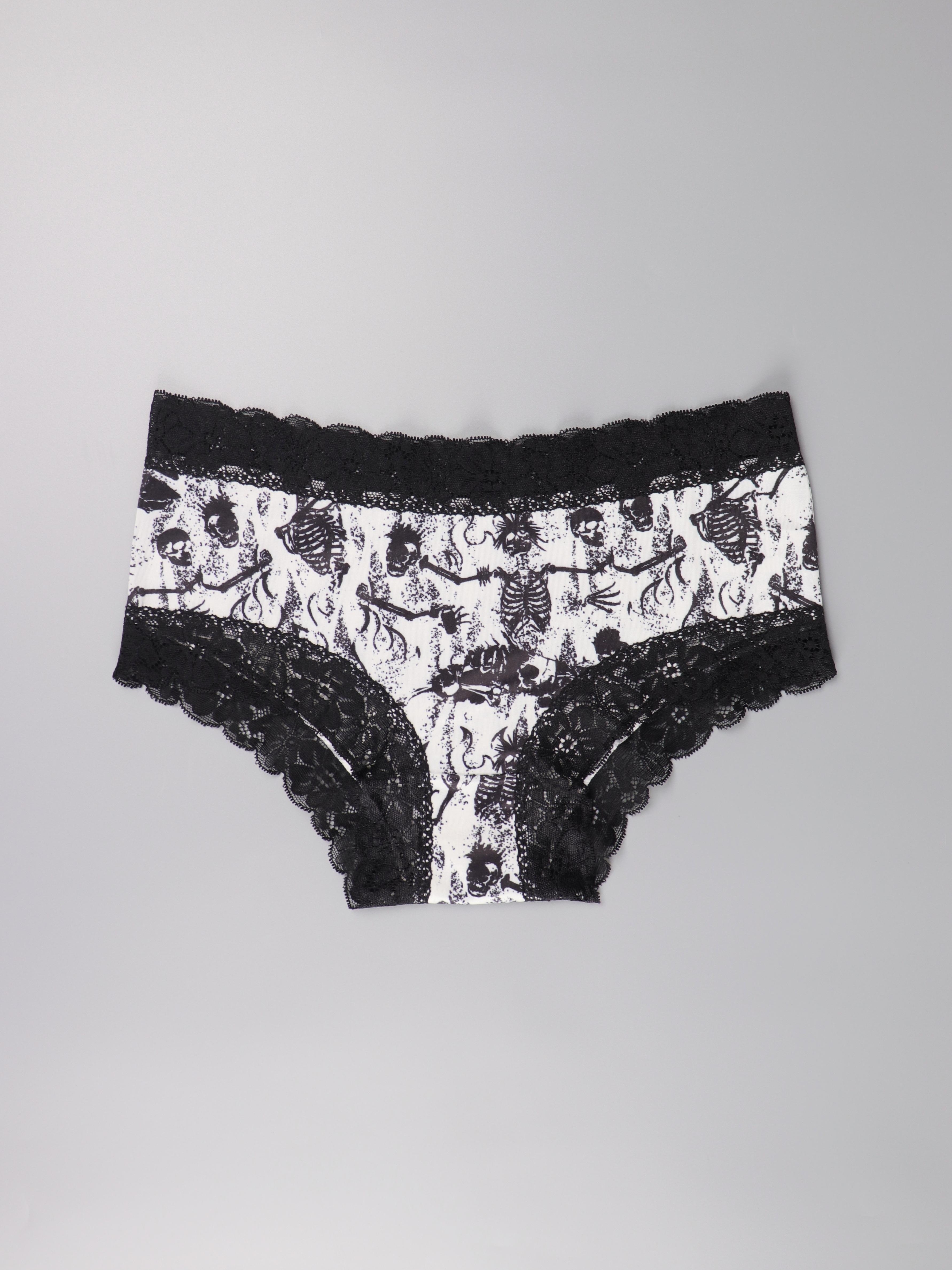 ROMWE Goth 3pack Skull Print Contrast Lace Panty Set