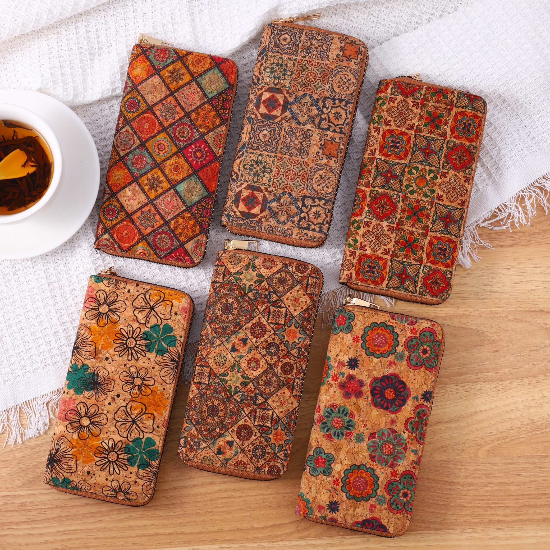 

Vegan Leather Long Wallet For Women, Floral Print Clutch Coin Purse, Vintage Faux Wooden Credit Card Holder
