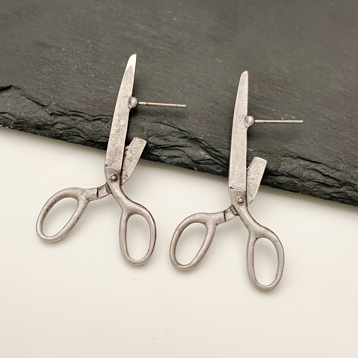 ANXIN Punk Acrylic Heart Flame Earrings - Unique Red Exaggerated Hoop Earrings For Women, Hip Hop Style - View #13
