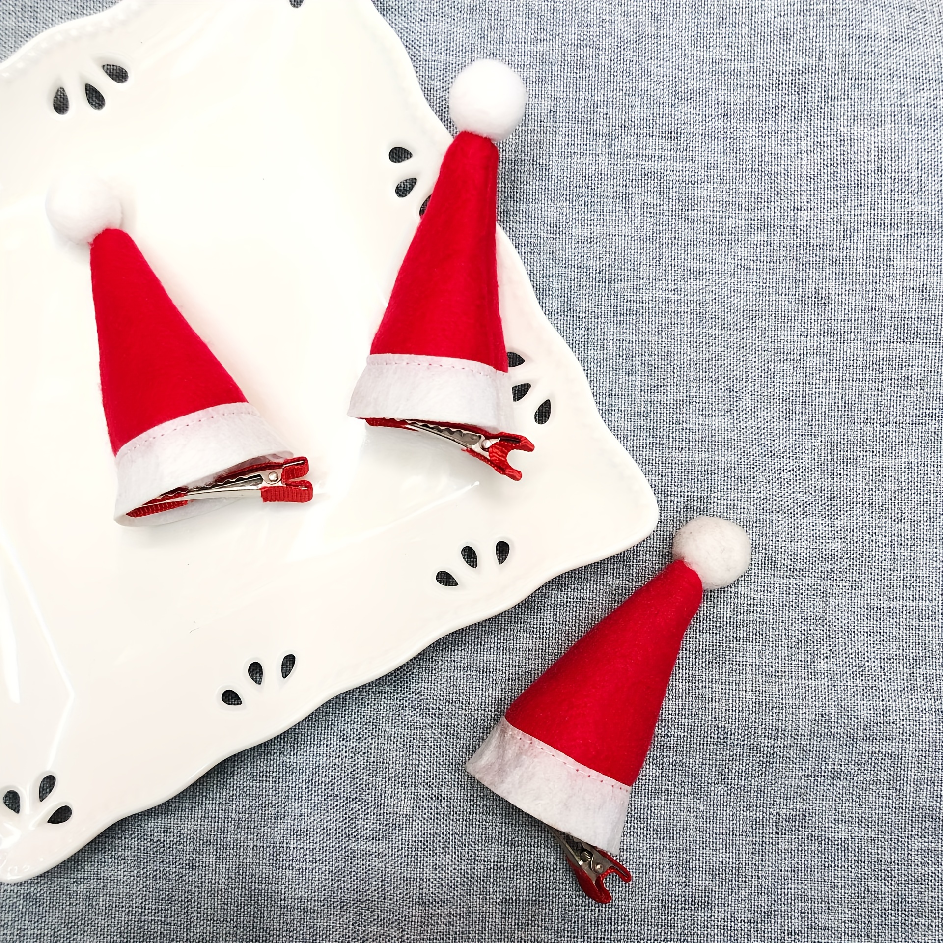 Mini Christmas Hat Hairpin Photo Decoration Plush Edge Clip